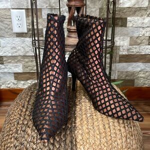 ZARA Trafaluc Copper Black Mesh Ankle Pull-On Heel Boots